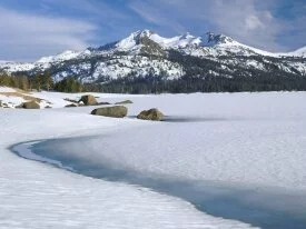 Caples Lake, Sierra Nevada, Calif.jpg