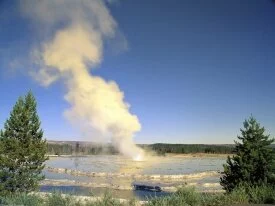 Great Fountain Geyser, Yellowstone National Park.jpg