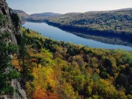 Lake of the Clouds, Porcupine Mountains, Michiga.jpg (click to view)
