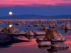 Moonrise at Mono Lake, California -  - .jpg (click to view)