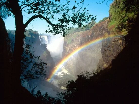 Victoria Falls Rainbow, Zimbabwe -  - I.jpg (click to view)